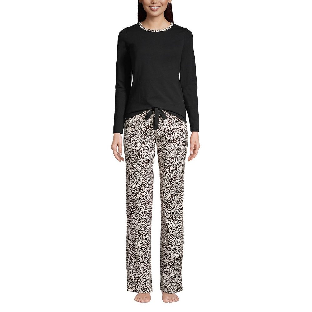 Women's Knit Pajama Set Long Sleeve T-Shirt and Pants, NWT
